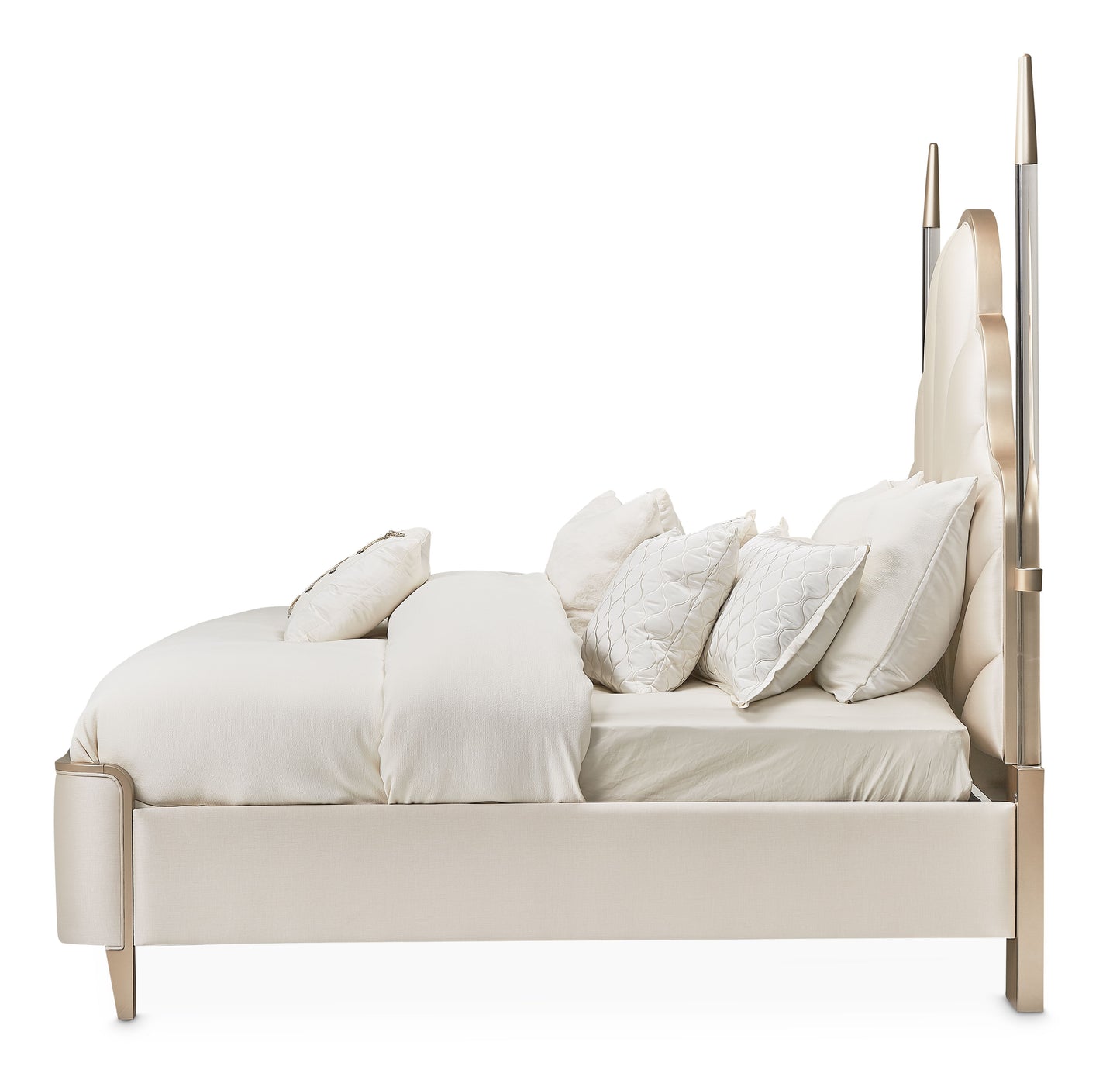 Malibu Crest - Scalloped Poster Bed