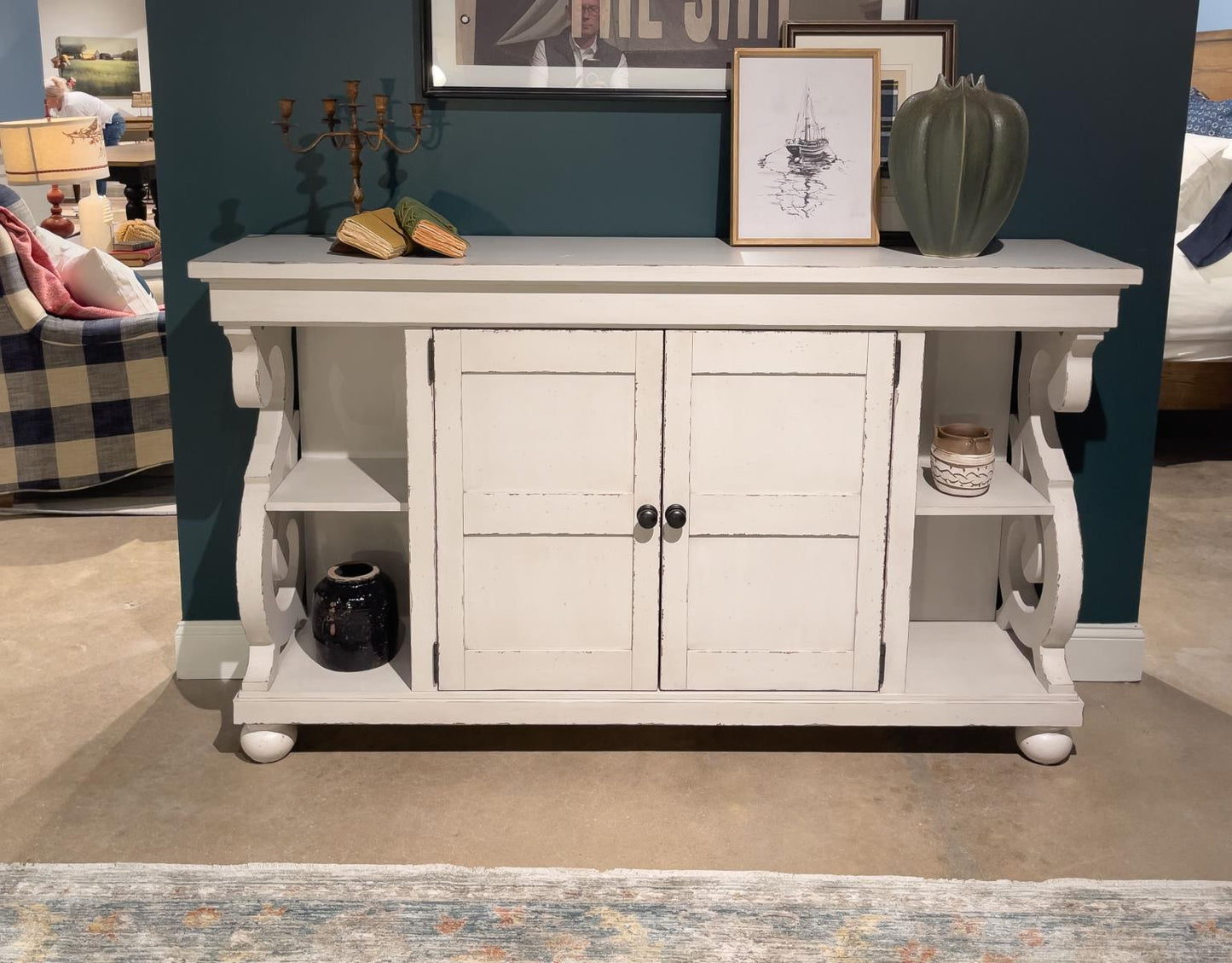Vintage Market - Tray Top Cocktail Table - Picket Fence