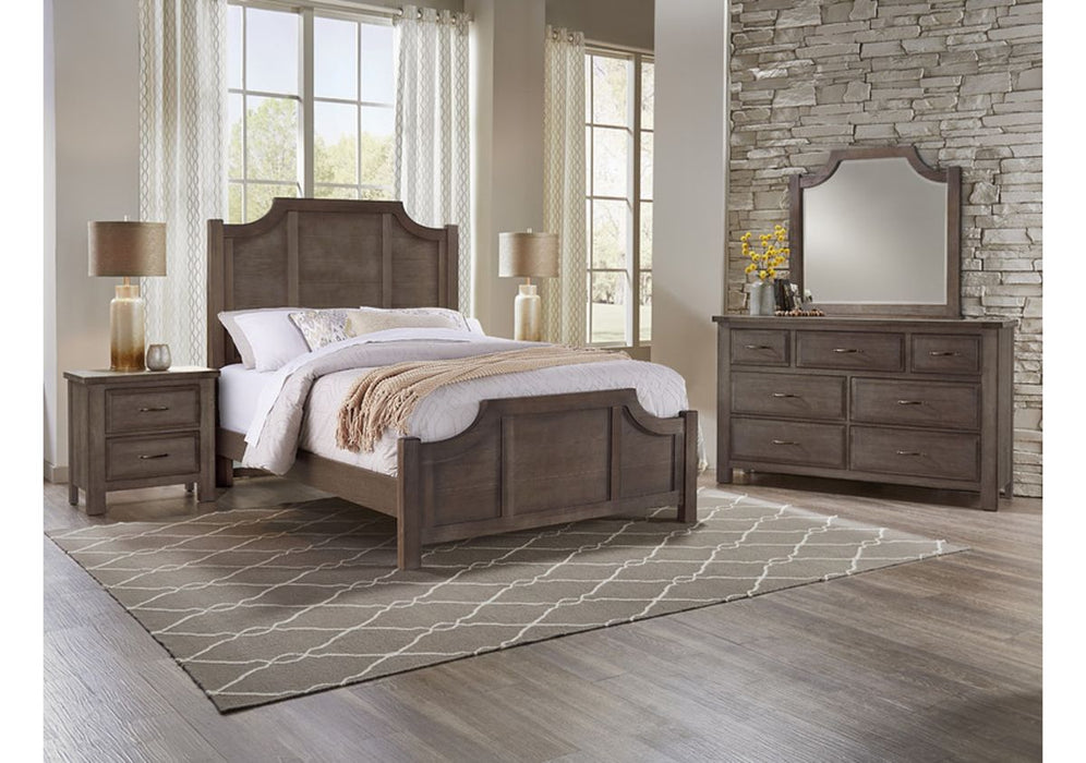 Vaughan-Bassett Maple Road Cal King Scallop Bed in Maple Syrup