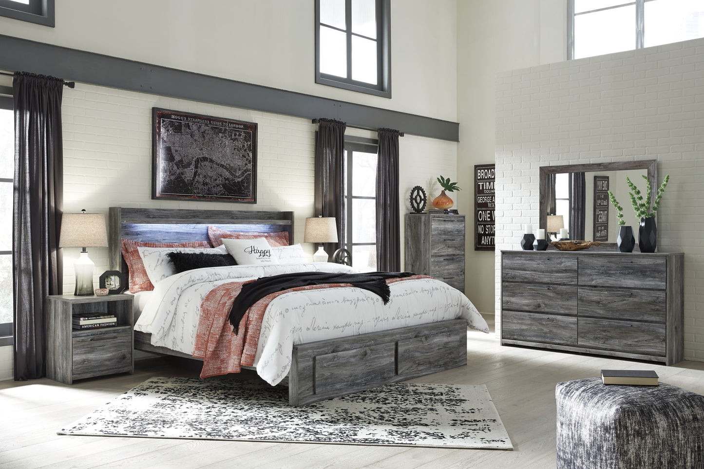 Baystorm - Panel Bed