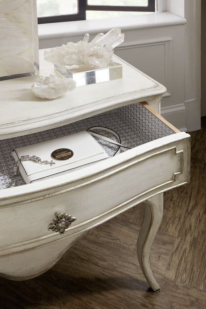 Sanctuary 2 - Coco En Blanc Nightstand - Beige