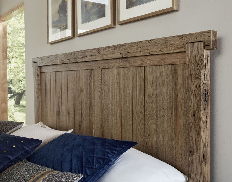 Vaughan Bassett Yellowstone California King American Dovetail Panel Bed in Chestnut Natural