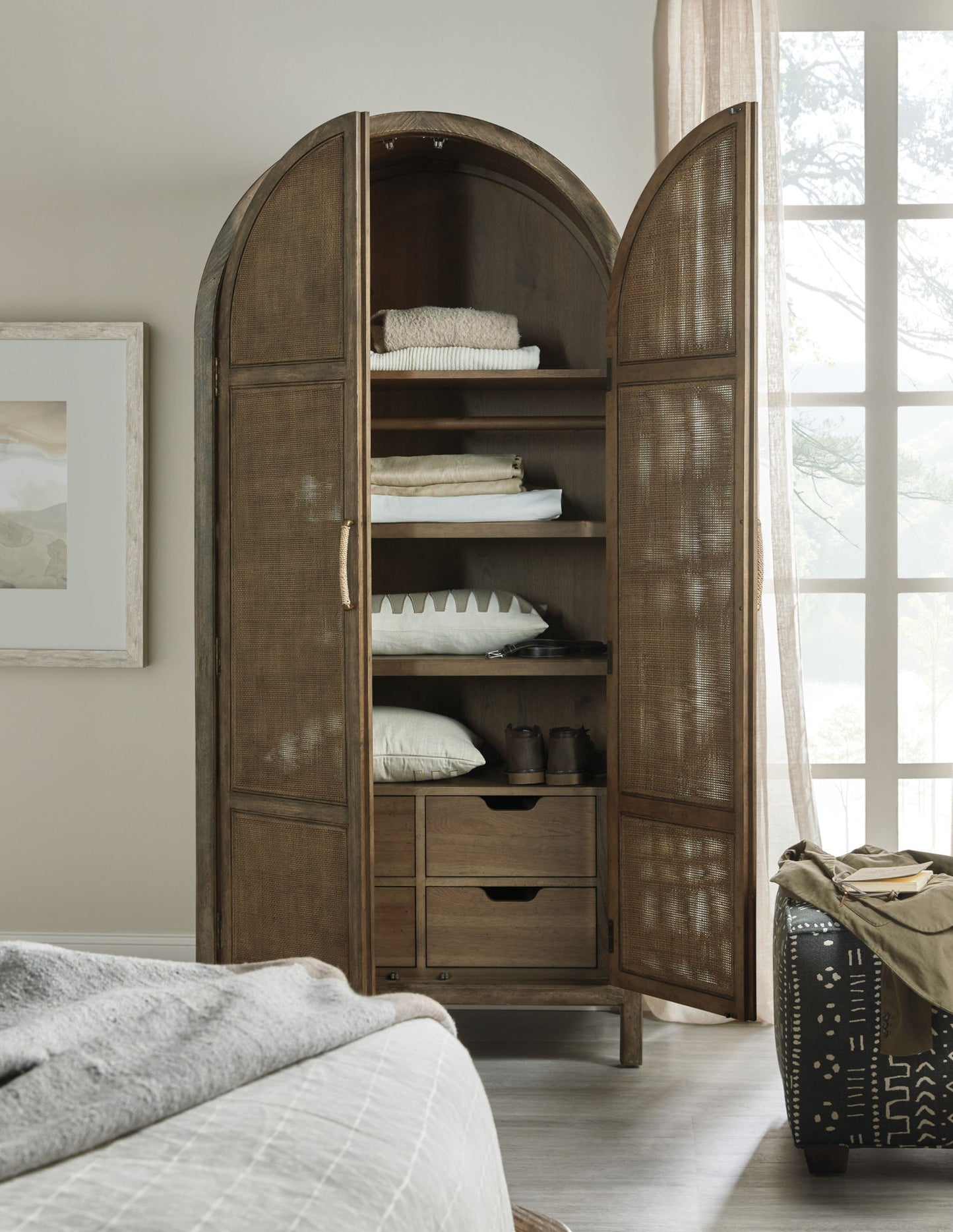 Sundance - Wardrobe - Dark Brown