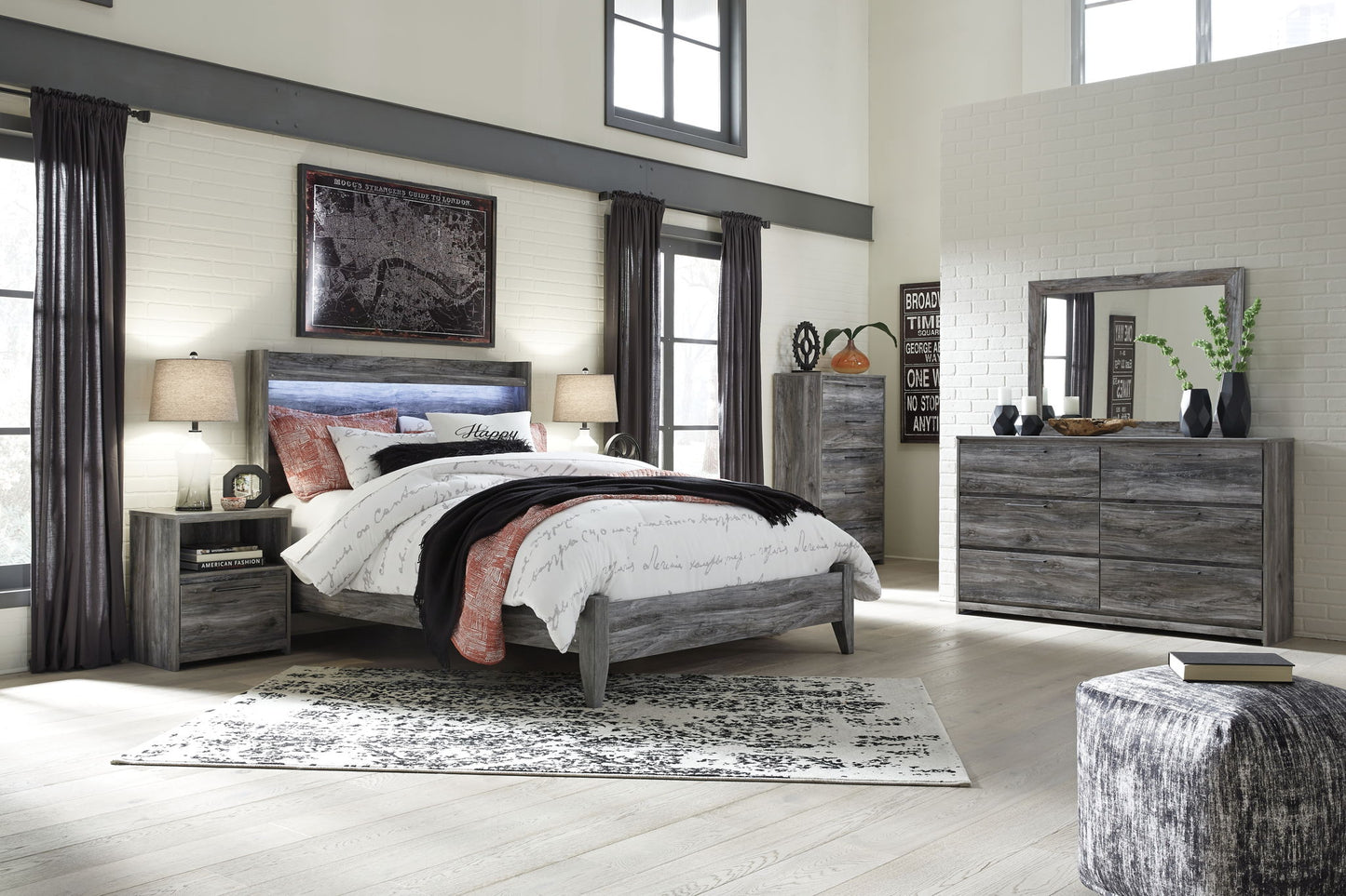 Baystorm - Panel Bed