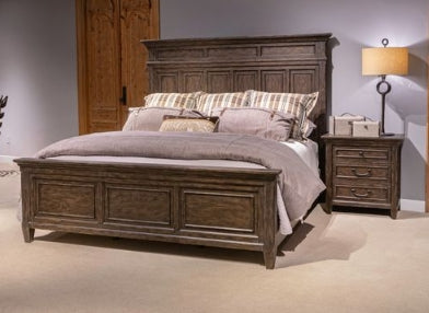 Liberty Furniture Paradise Valley King Panel Bed in Saddle Brown